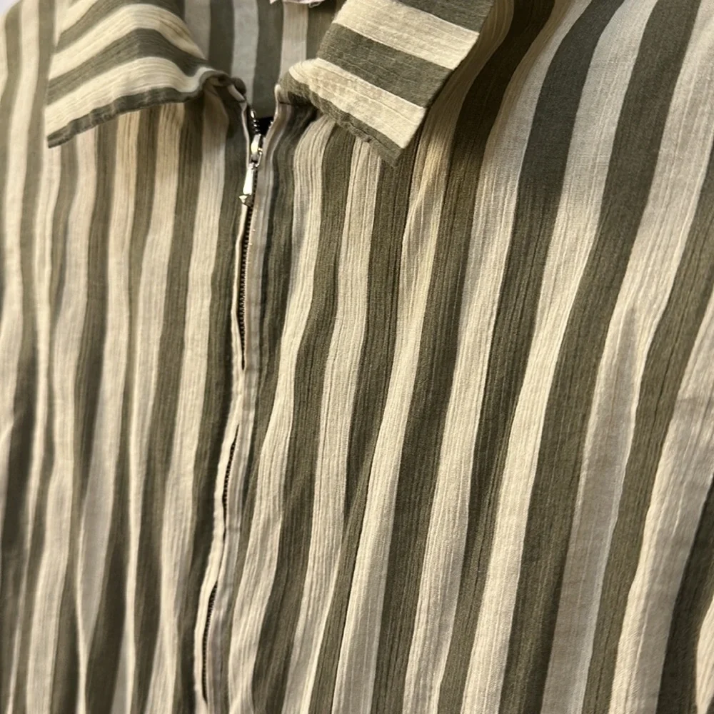 Designer French Blouse - Picture 2 of 4